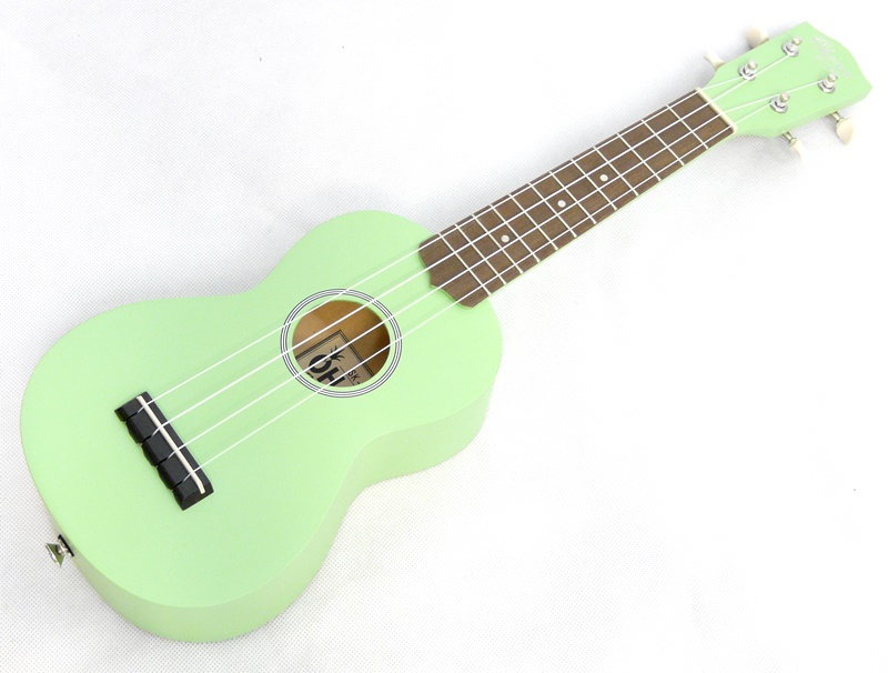 Sopránové ukulele balíček Ohana SK-10CG: Camo zelené