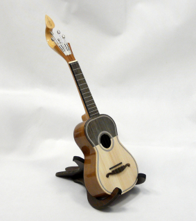 Cavaquinho Leque APC 102 L 