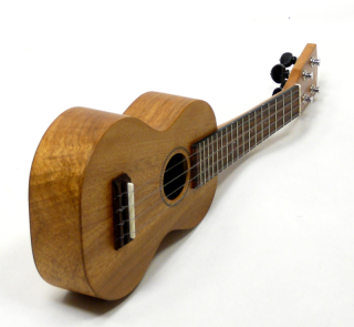Sopránové ukulele PONO Akacia