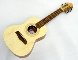 Brazilské cavaquinho APC BR110 smrk a sapelli